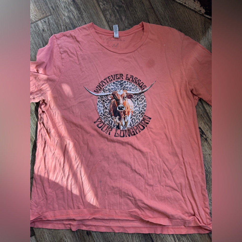 Women’s 2x western Pink Graphic T-Shirt